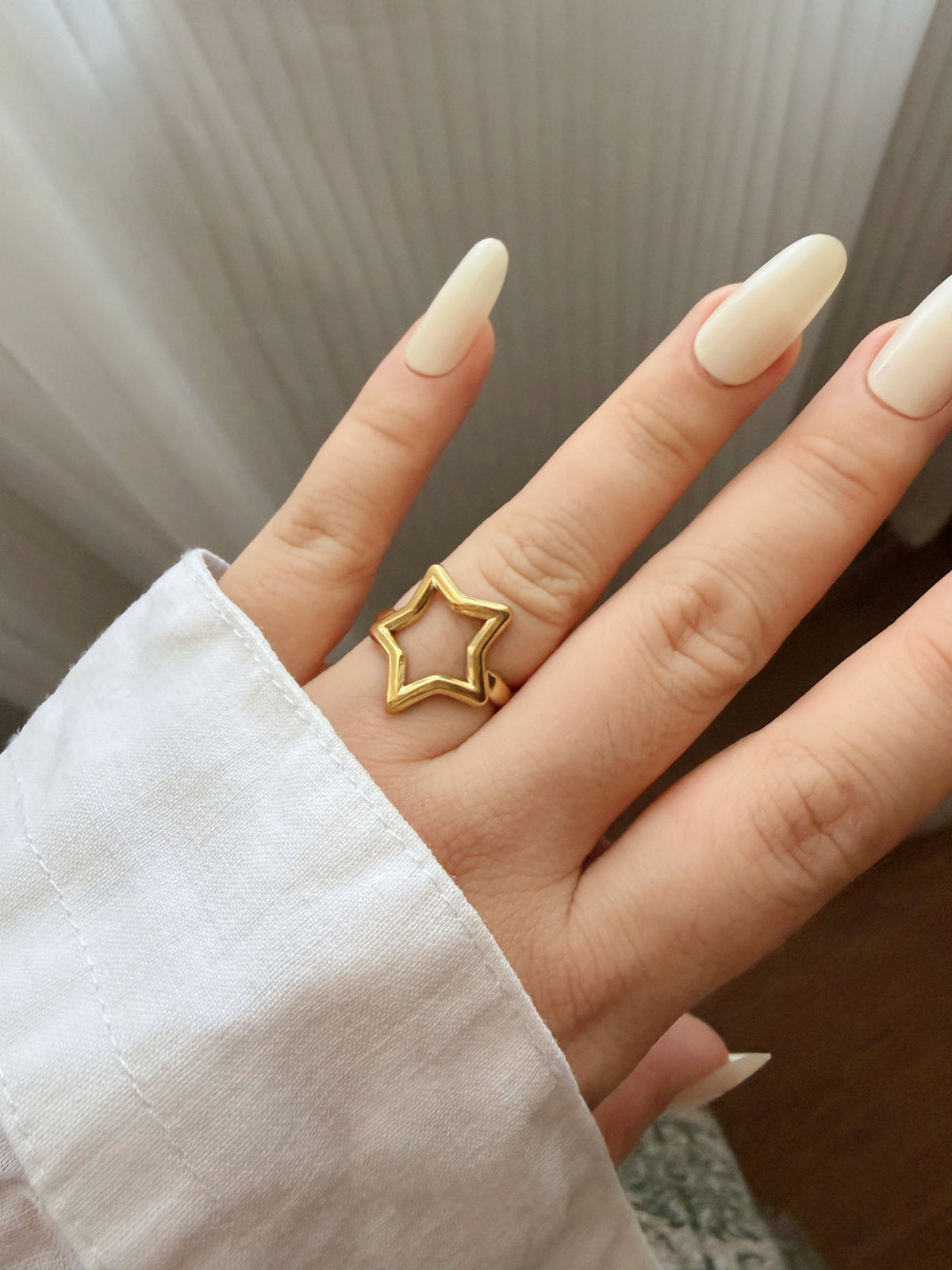 Open Cutout Star Ring