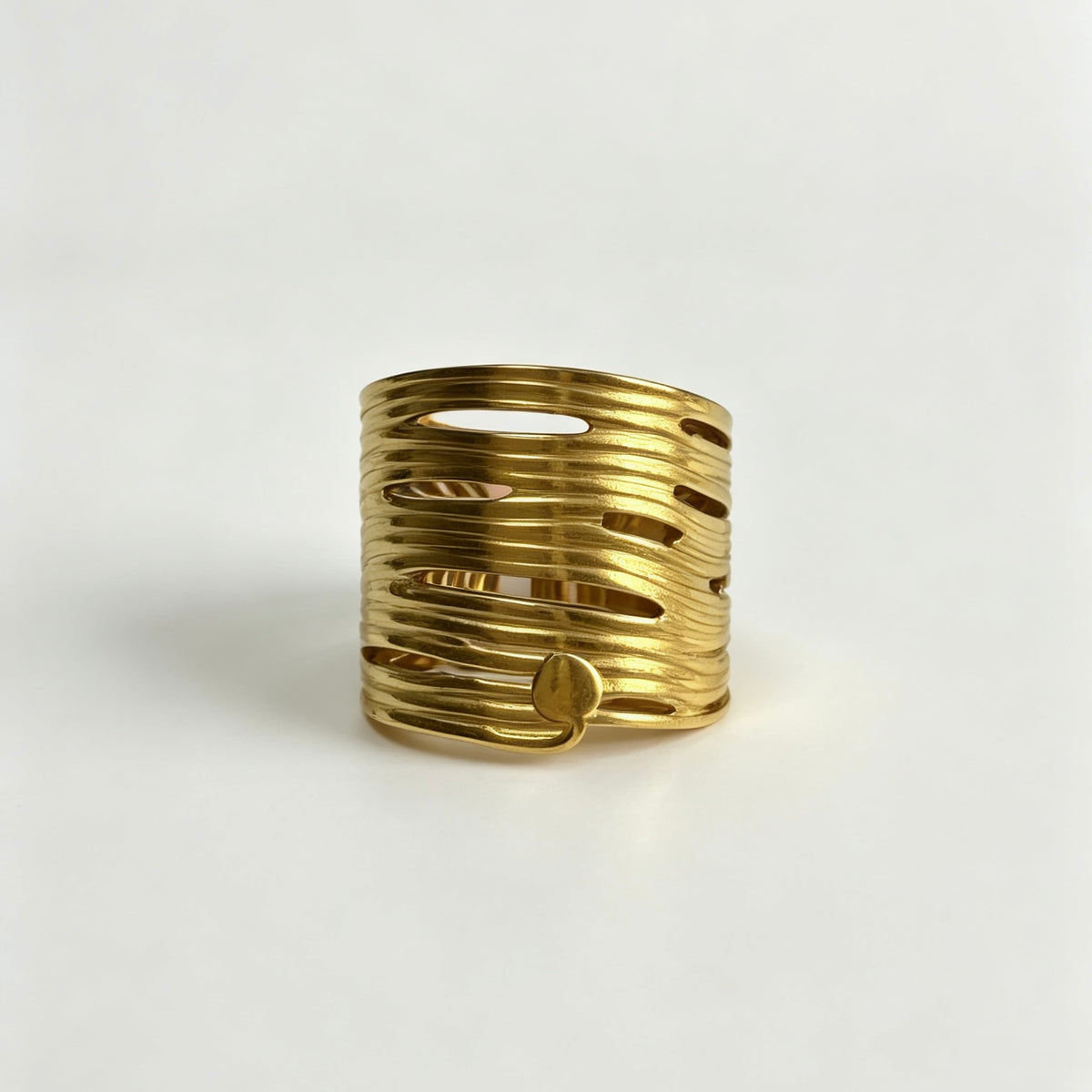 Open Multi-Layer Statement Band