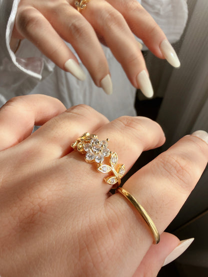 Gold Wreath Open Ring
